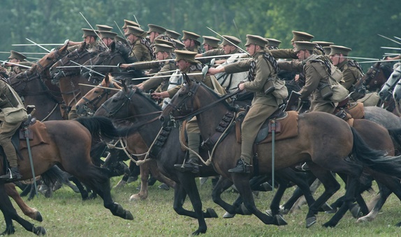 horses in the war, remembering war horses, steven spielberg horse, horses in history, world war horse