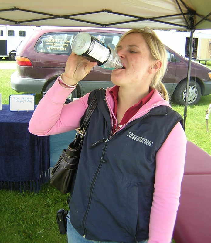 importance of staying hydrated while horse riding, importance of staying hydrated during horse riding competition