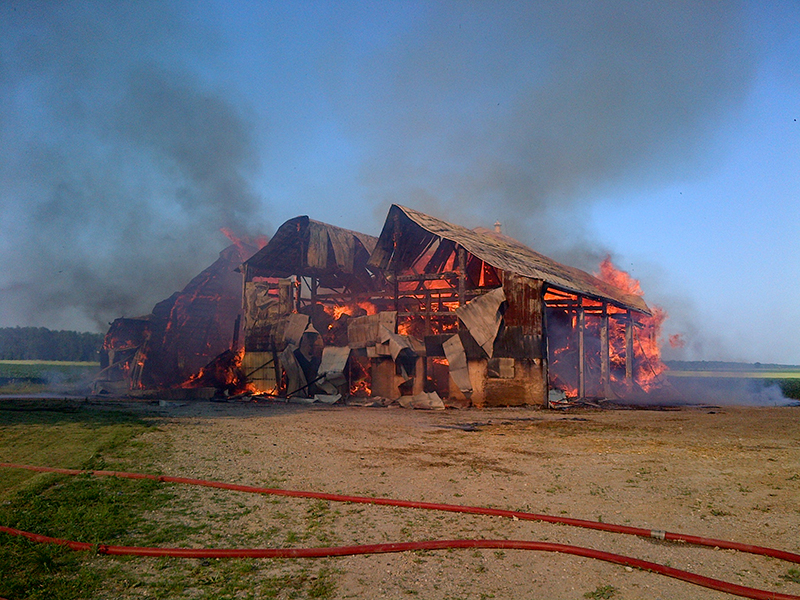 horse barn Fires, fire safety horse barns, horse fire, dressage arena fire, ventilation in horse barns, no smoking horse barns, fire extinguisher horse barns, Tanya Bettridge, determining casue horse barn fire, horse barn fire hazards, horse barn fire prevention