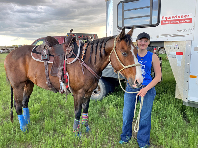 baylee moore barrel racer, equiwinner patches, electrolytes for horses, fly control horse