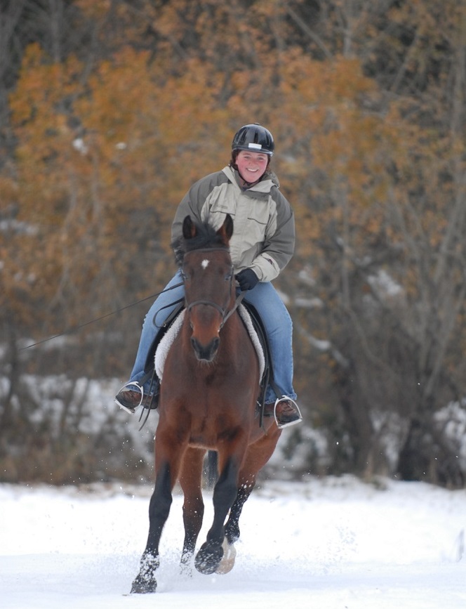 riding a horse winter, enjoy a horse in winter, autumn horse riding, winter horse riding, horse psychology, equestrian psychologists