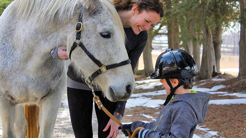 cantra hippotherapy, equine-assisted therapies, horse riding for disabled, canadian therapeutic riding association hippotherapy