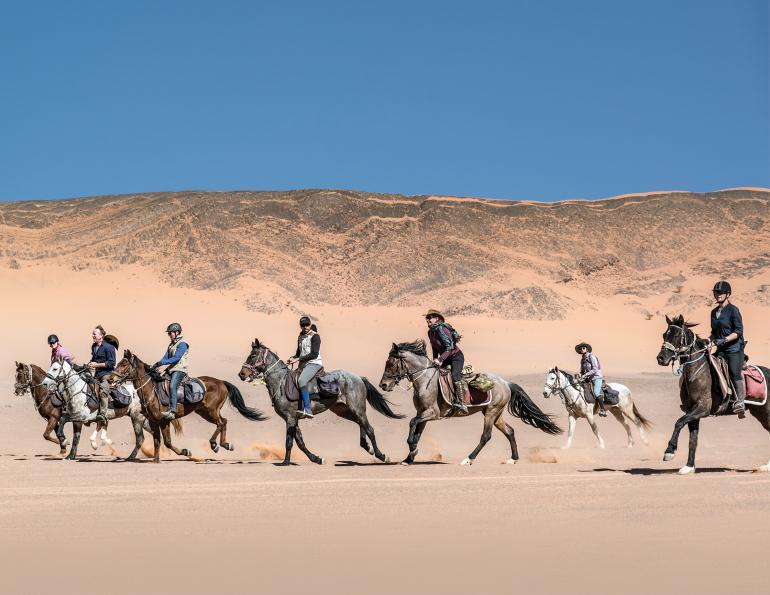 vacationing with horses, holidaying with horses, horse riding abroad, local horse riding, horse riding adventure, morocco sahara horses, tania millen