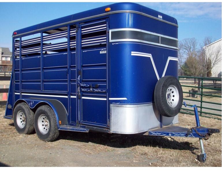 horse trailer, buy horse trailer, buy trailer, horse transport, horse trailer options, used trailer, used horse trailer, Kevan Garecki, horse haul, horse transport