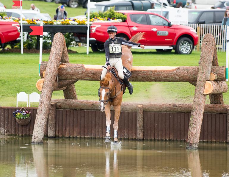 Andrew Nicholson, Andrew Nicholson first place Badminton horse trials,  Mitsubishi Motors Badminton Horse Trial, fourth leg of the FEI Classics, horse riding, all about that horse, horse stories, horse news, fun horse stories, interesting horse news, trending horse industry news
