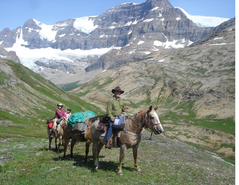 Stan Walchuk Jr, horse trail riding, horse trail Guiding, horse trail riding schooling