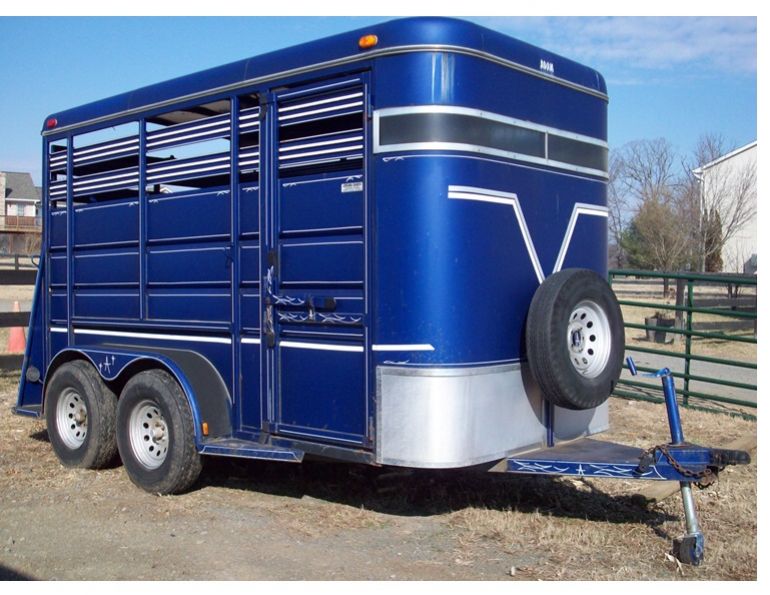 horse trailer, buy horse trailer, buy trailer, horse transport, horse trailer options, used trailer, used horse trailer, Kevan Garecki, horse haul, horse transport