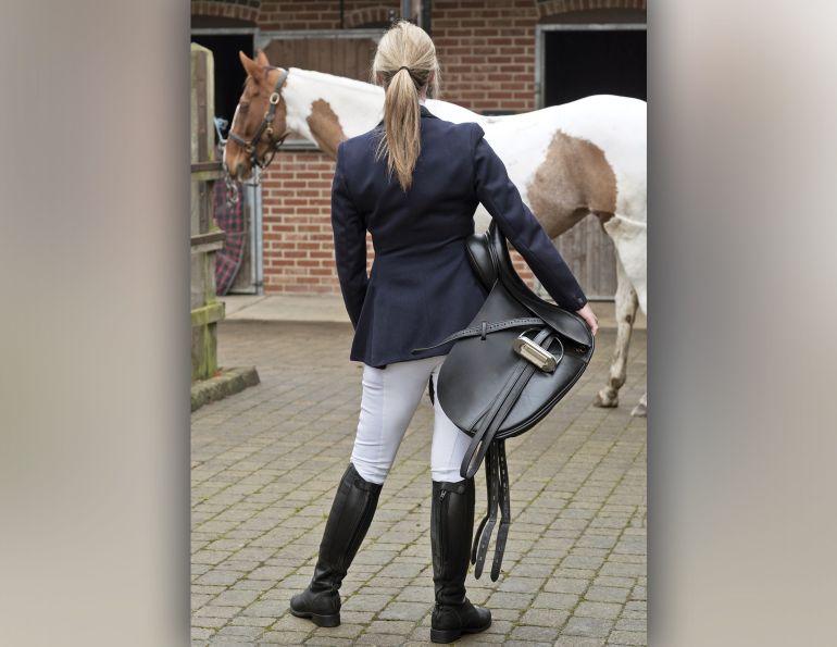 how to manage a horse and life, annika mcgivern, psychology of a horse rider, horse life balance